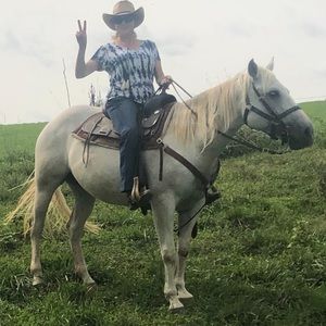 Meet your Posher, Sandy